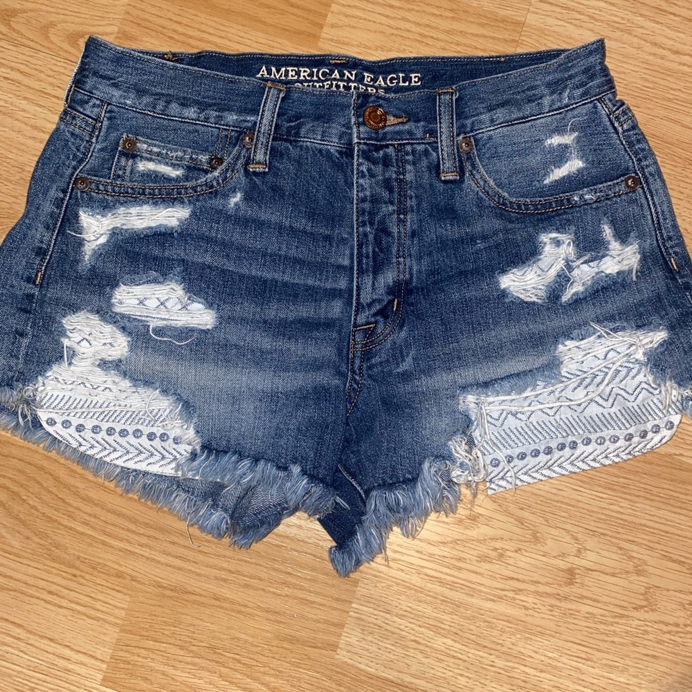 American Eagle jean shorts size 4